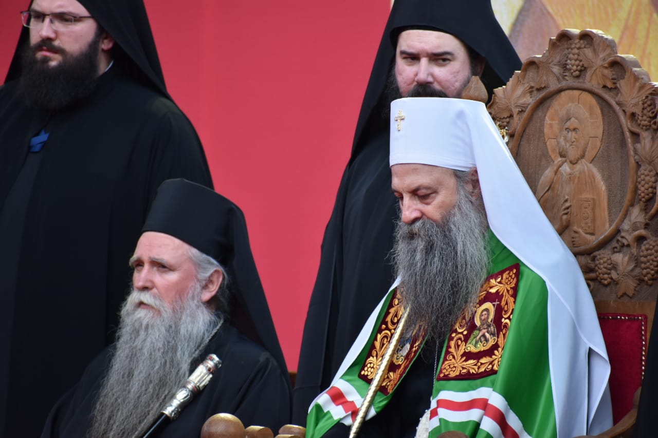 Патријарх Порфирије: Нека појединачни молитвени живот буде породични; Да молитва деци буде саставни део живота