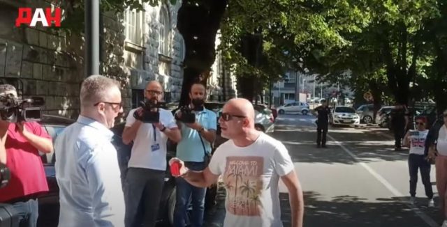 Цетињани вријеђали одборника УРА
