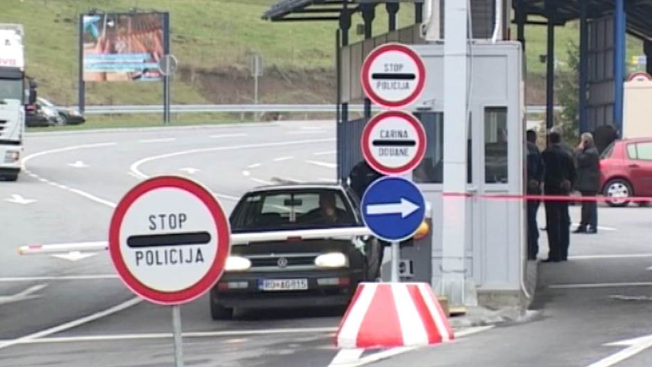 ГП Гостун још увијек непроходан, из Србије у Црну Гору преко прелаза Јабука и Шипљани