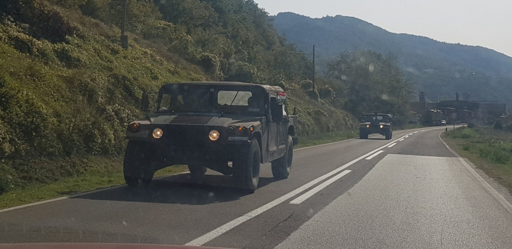 Припадници Кфора дошли на Јариње