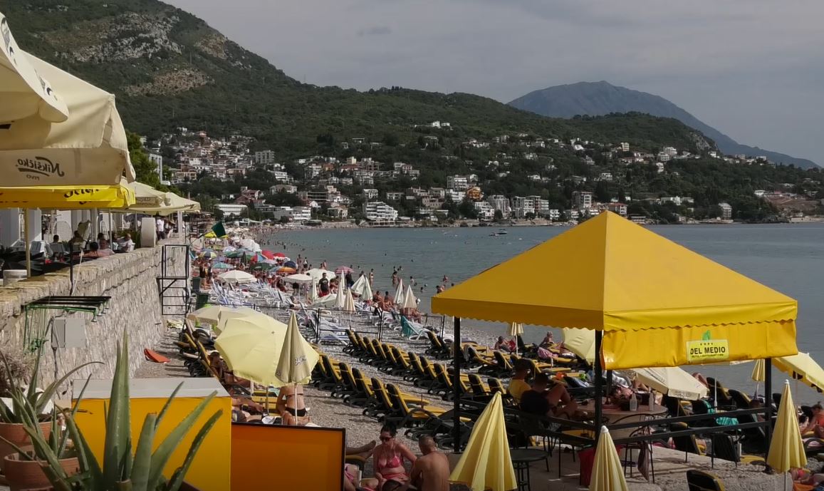 Horor na plaži u Sutomoru: Pronađeno beživotno tijelo njemačke državljanke