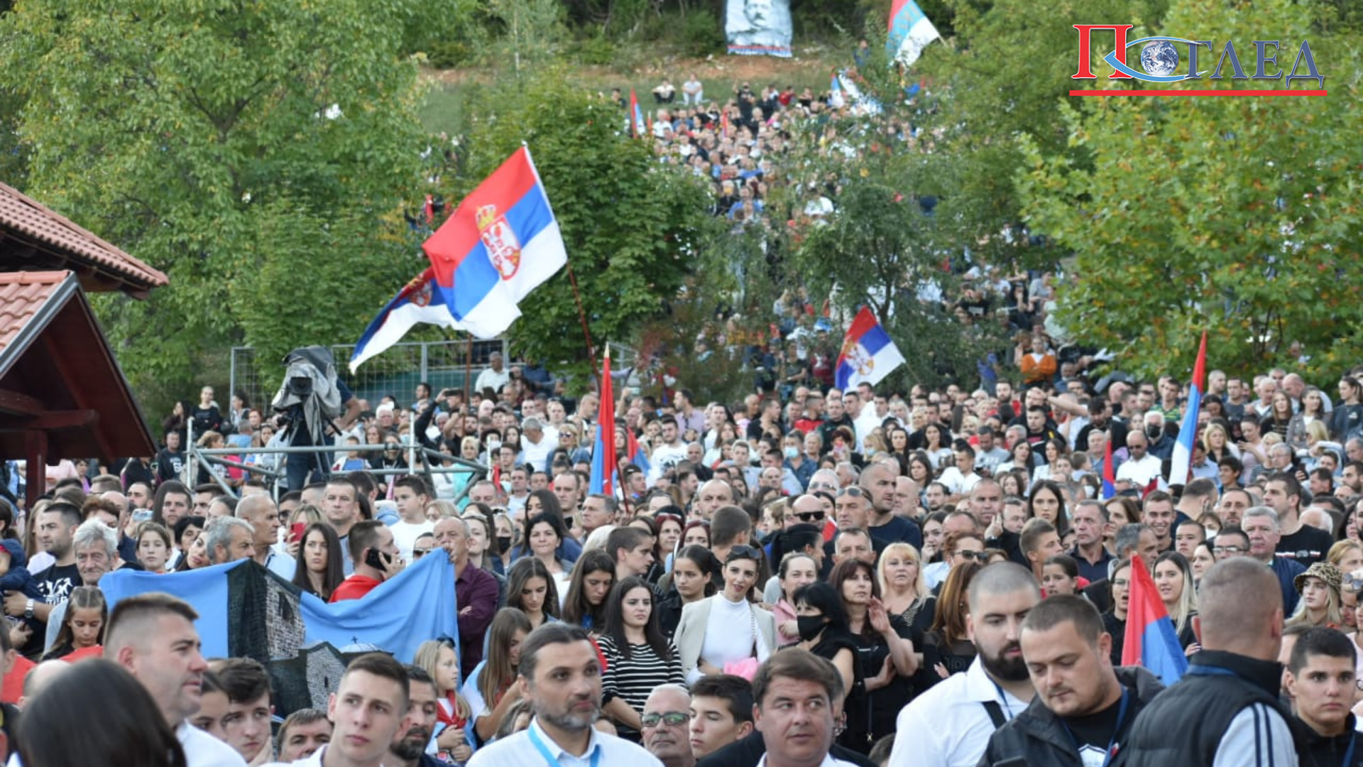 Величанствена атмосфера током дочека Патријарха Порфирија у Беранама