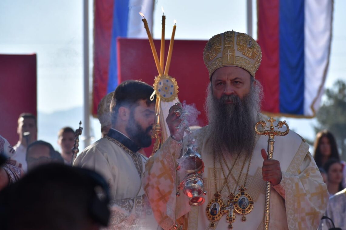 Patrijarh Porfirije ustoličio episkopa Justina u hramu Svetog Save u Parizu