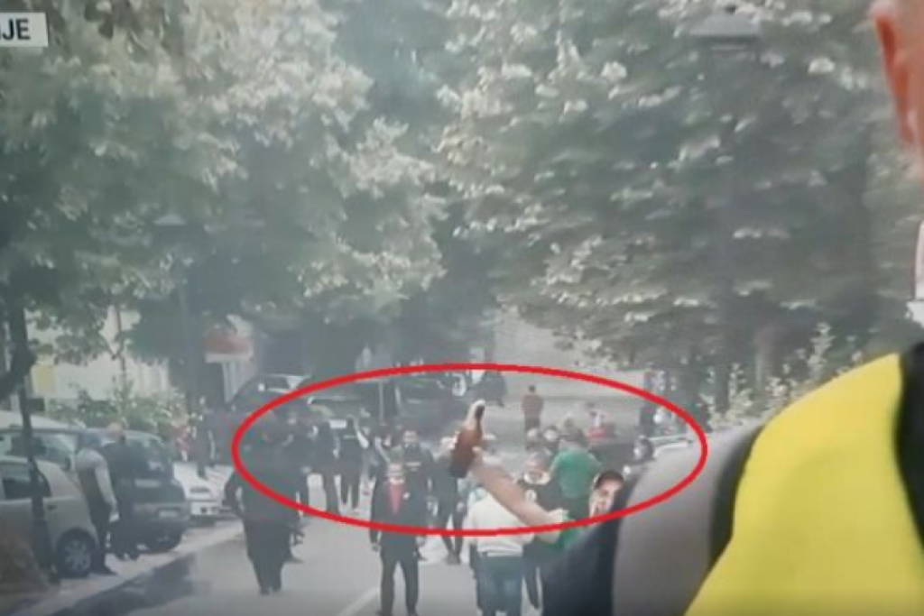За сјутра планирано саслушање особе која је ухапшена због молотовљевог коктела