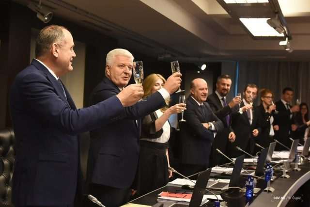 Из Владе 2019. године скројили пресуду Врховног суда?