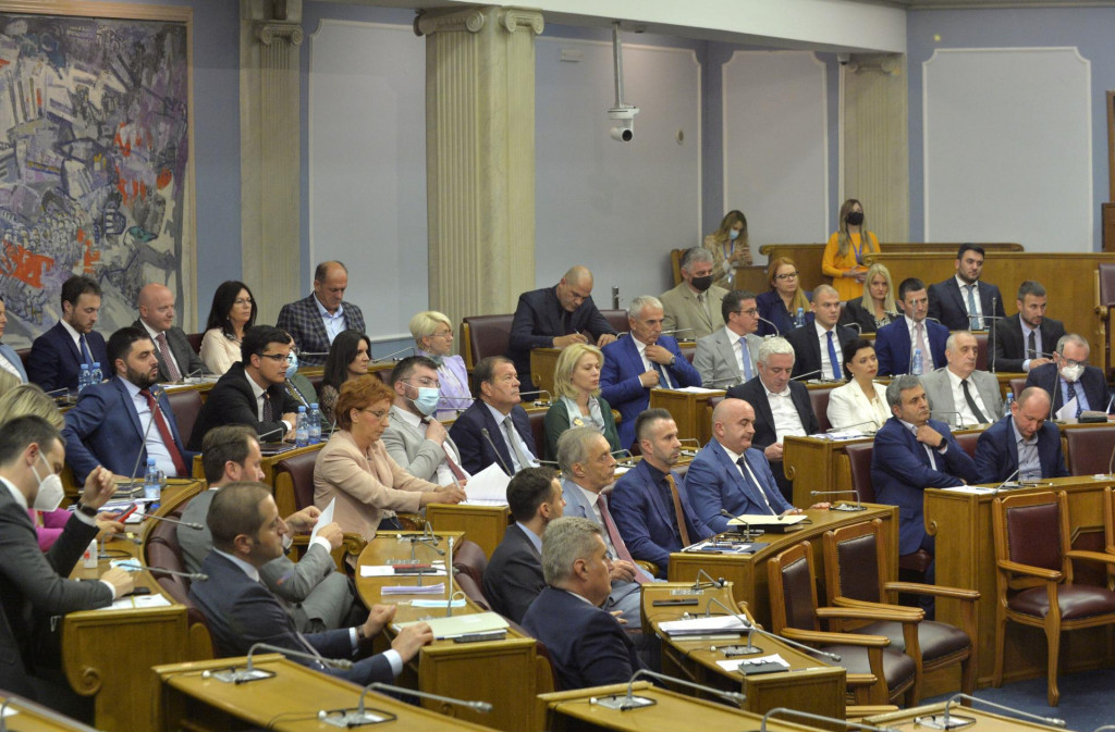 Сви клубови из власти подржали иницијативу за смјену шефа државе