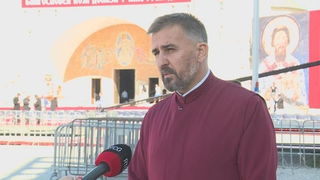 Митрополија црногорско приморска не размишља о пријемештању устоличења