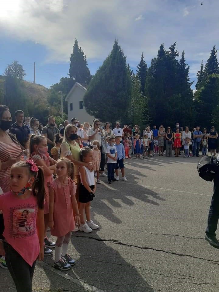 Дистрибуција уџбеника приведена крају, МПНКС наставља са побољшањем услова у школству