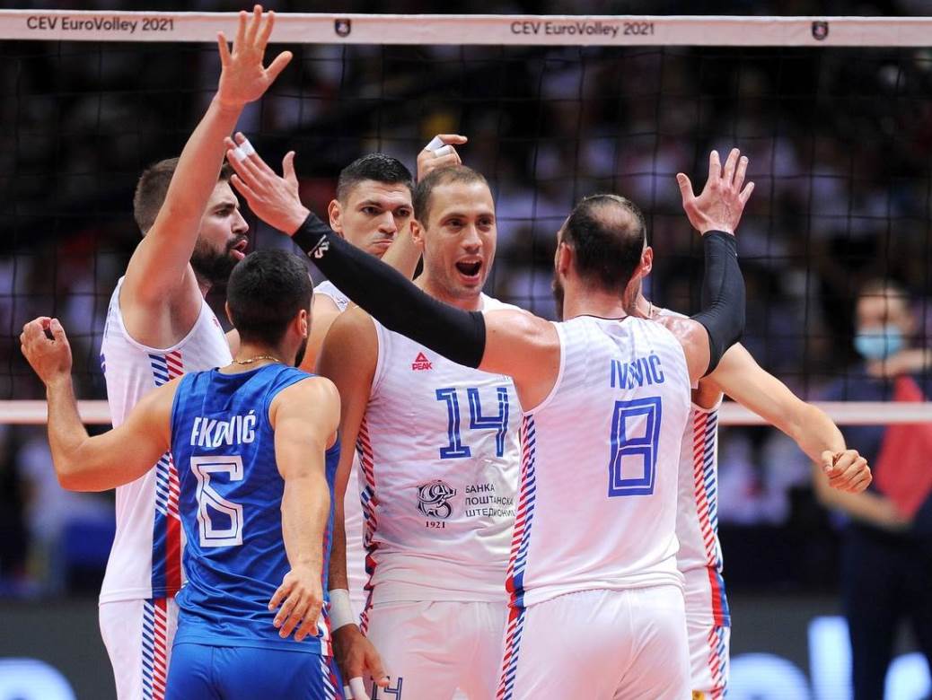 Србија осигурала пролаз у осмину финала ЕП
