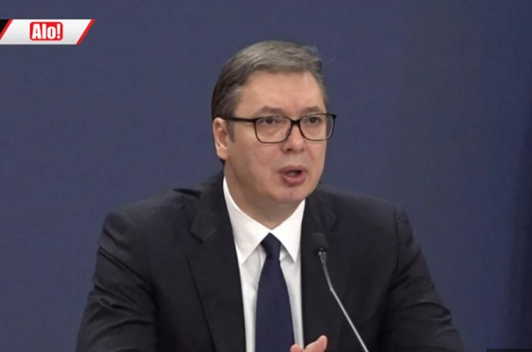 УЖИВО Вучић се обраћа јавности: Прокоментарисао и о Устоличењу на Цетињу! (ВИДЕО)