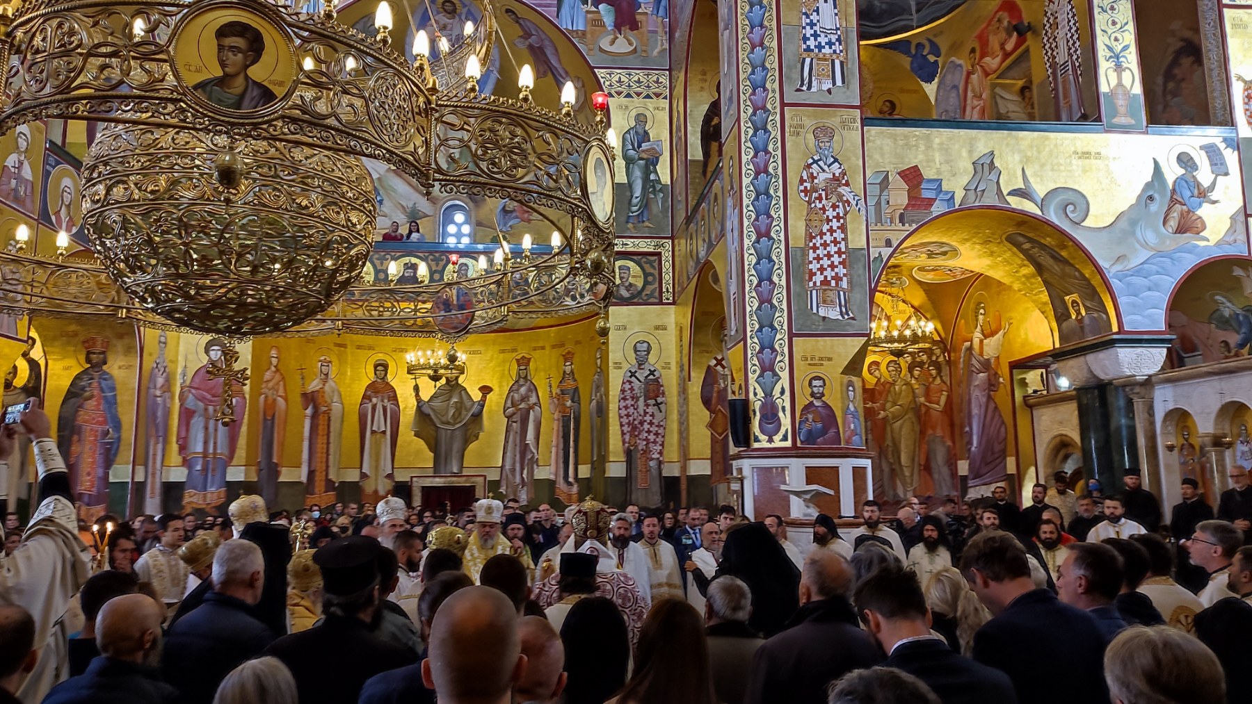 Вијенац молитве за нашег блаженоуснулог митрополита Амфилохија: Годишњи помен у Храму Христовог васкрсења