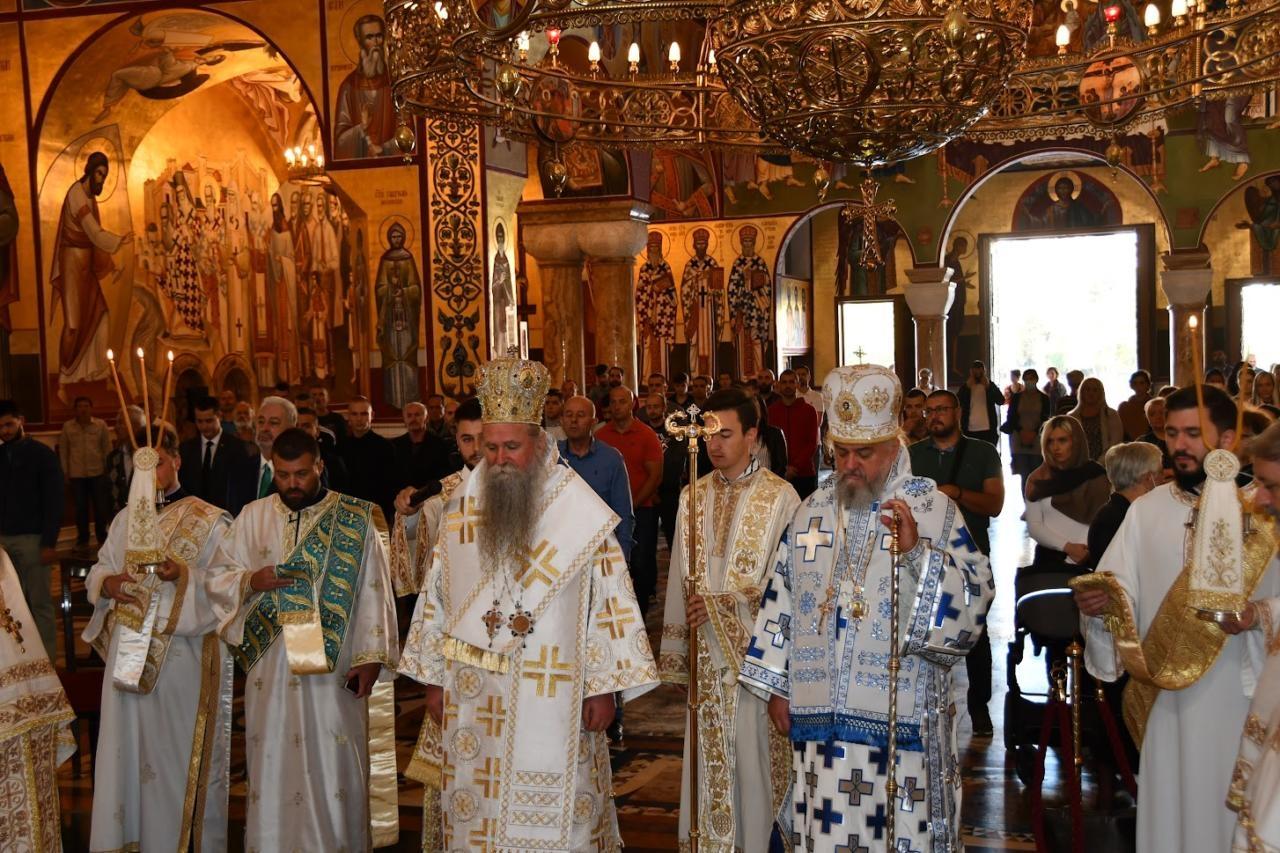 Осам година од освећења Саборног храма у Подгорици, литургији присуствовао и Кривокапић