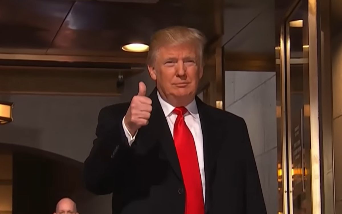 Контра Фејсбуку и Твитеру: Доналд Трамп покреће нову друштвену мрежу ‘Truth Social’!