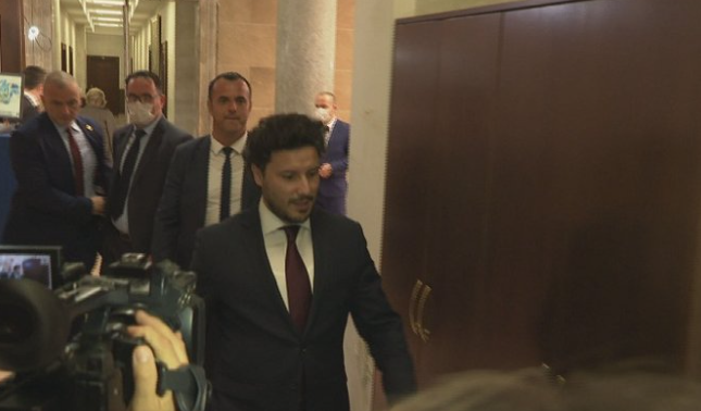 Иза кулиса: Абазовића, Катнића, Вукшића саслушавали седам и по сати