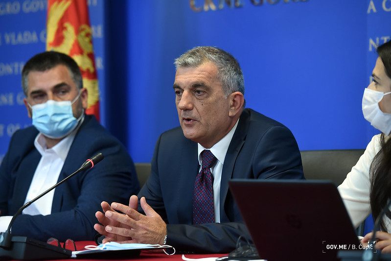 Министарство капиталних инвестиција: препоручило државним компанијама да мијењају стамбене правилнике
