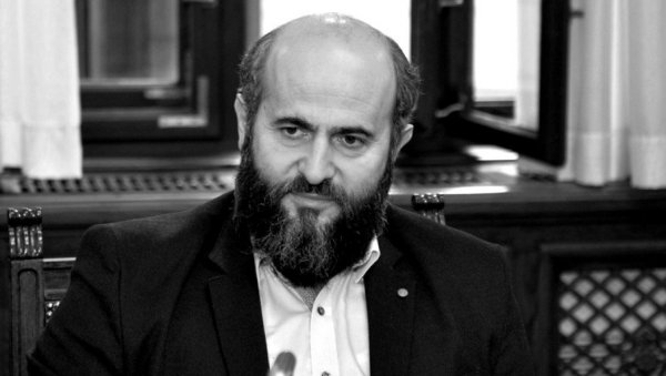 Породица тврди да је Муамер Зукорлић убијен: Муфтија отрован храном?