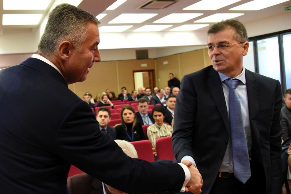 Ђукановић се изјаснио о Дубаи дугу, треба о сатовима и Кочанима: И Гвозденовић позван на расправу