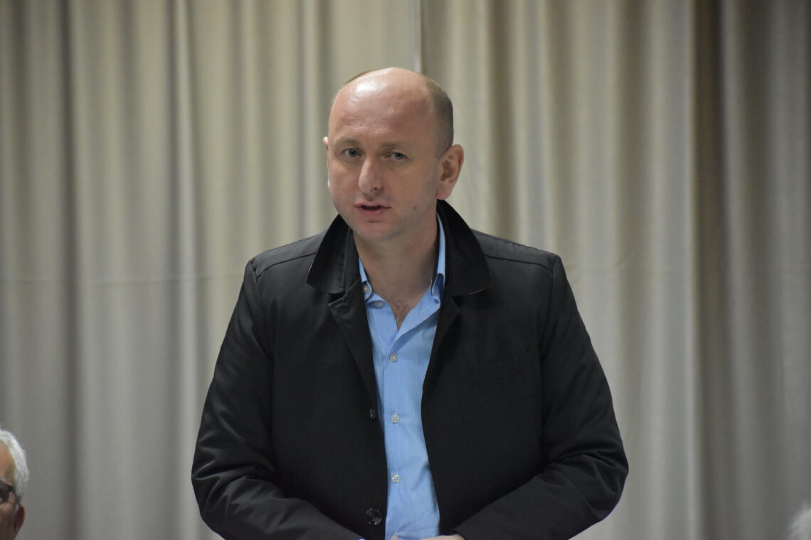 Милан Kнежевић: Добро би било да Жељко Ђиласов Ивановић  сјутра напише и колумну о састанку који је недавно имао с Милом (ВИДЕО)