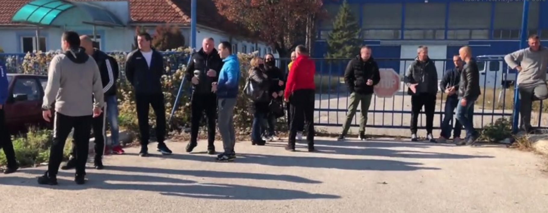 Радници Металца пријете протестима испред Владe