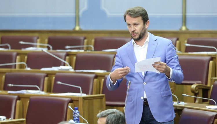 Коњевићу титула првака у лицемјерју: Противи се додјели држављанства које је и сам добио по доласку из Зенице