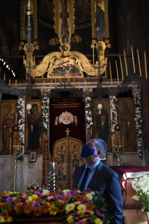 ЕУ позвала Куртија да врати имовину манастиру Високи Дечани