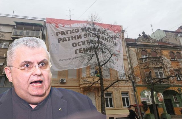 Срамно: Чанак окачио транспарент против Ратка Младића, па псовао мајку онима који га подржавају