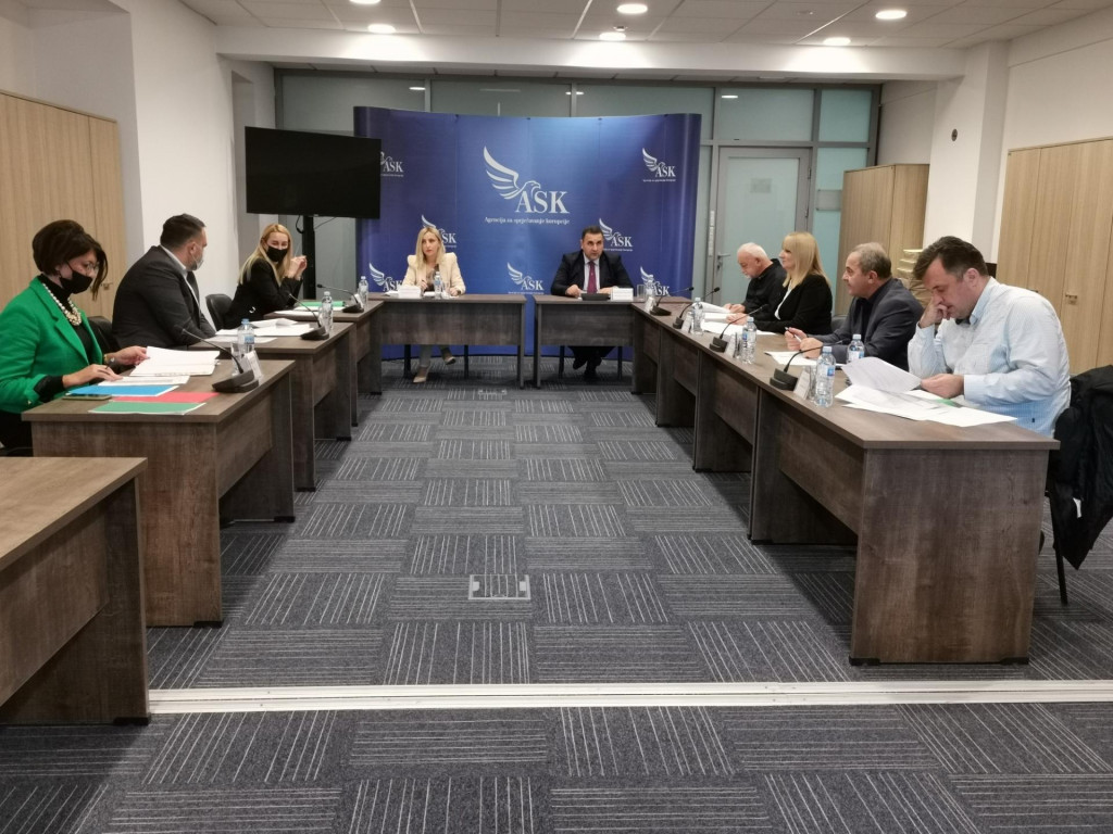 Под лупом АСК функционерске плате судија у пензији