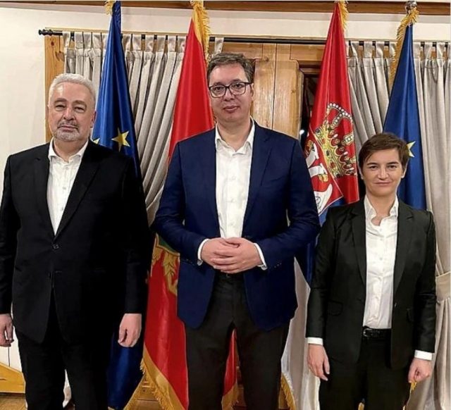 Састали се Вучић и Кривокапић: Србија и Црна Гора могу и мораjу боље да сарађуjу