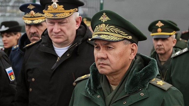 Шојгу: Пратимо НАТО бродове у Црном мору, наша војска је спремна на све