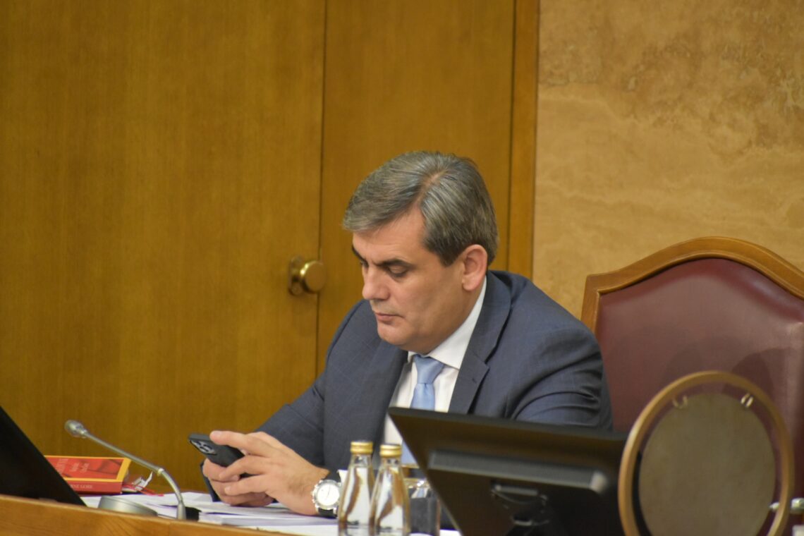 Ибрахимовић тражи да се уваже захтјеви затвореника: На руководећим мјестима у УИКС-у нема представника мањинских народа
