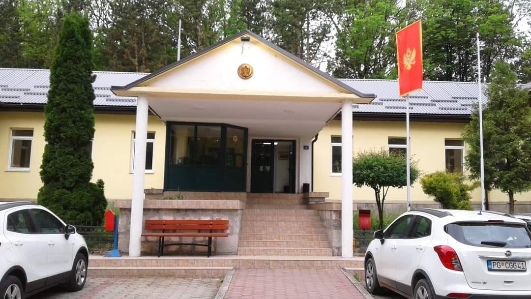 Управа за шуме: Нећемо дозволити да дрвопрерађивачи диктираjу услове
