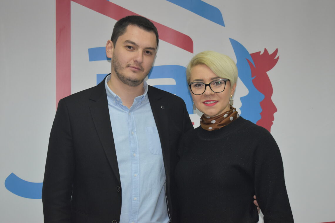 (ВИДЕО)Божовић чврсто вјерује: Коалиција “За будућност Мојковца“ је гарант промјена које ће ДПС у овом граду послати у опозицију!