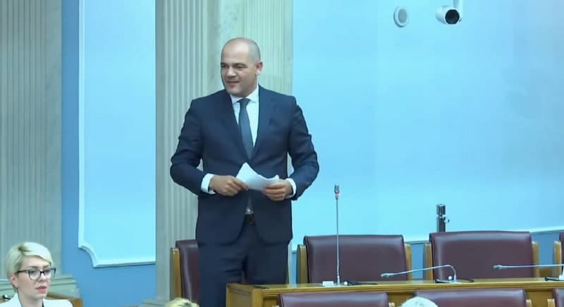 Božović podnio ostavku na mjesto predsjednika Opštine Budva