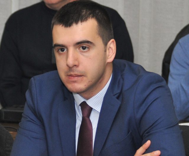 Из шефа Миловог кабинета проговорила „госпоштина“: Јаков Милатовић – неваспитани, искомплексирани, Кривокапићев мали