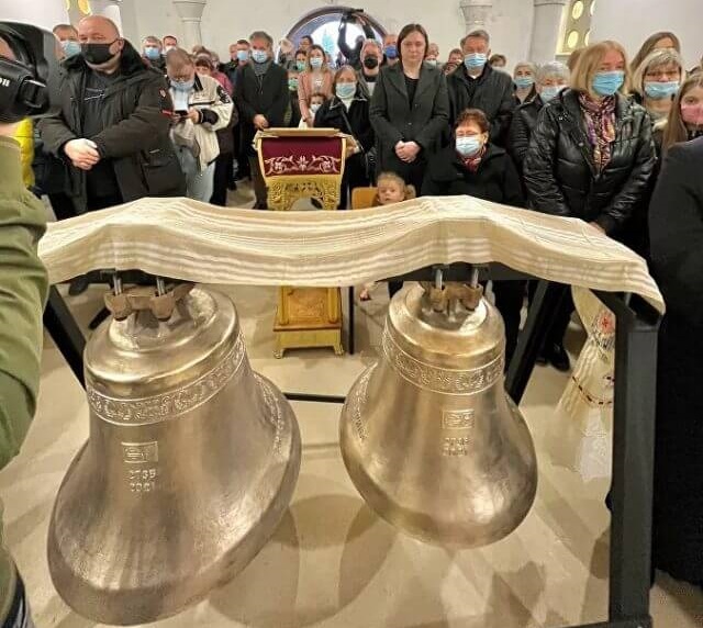 После три деценије обновљена православна црква у Петрињи
