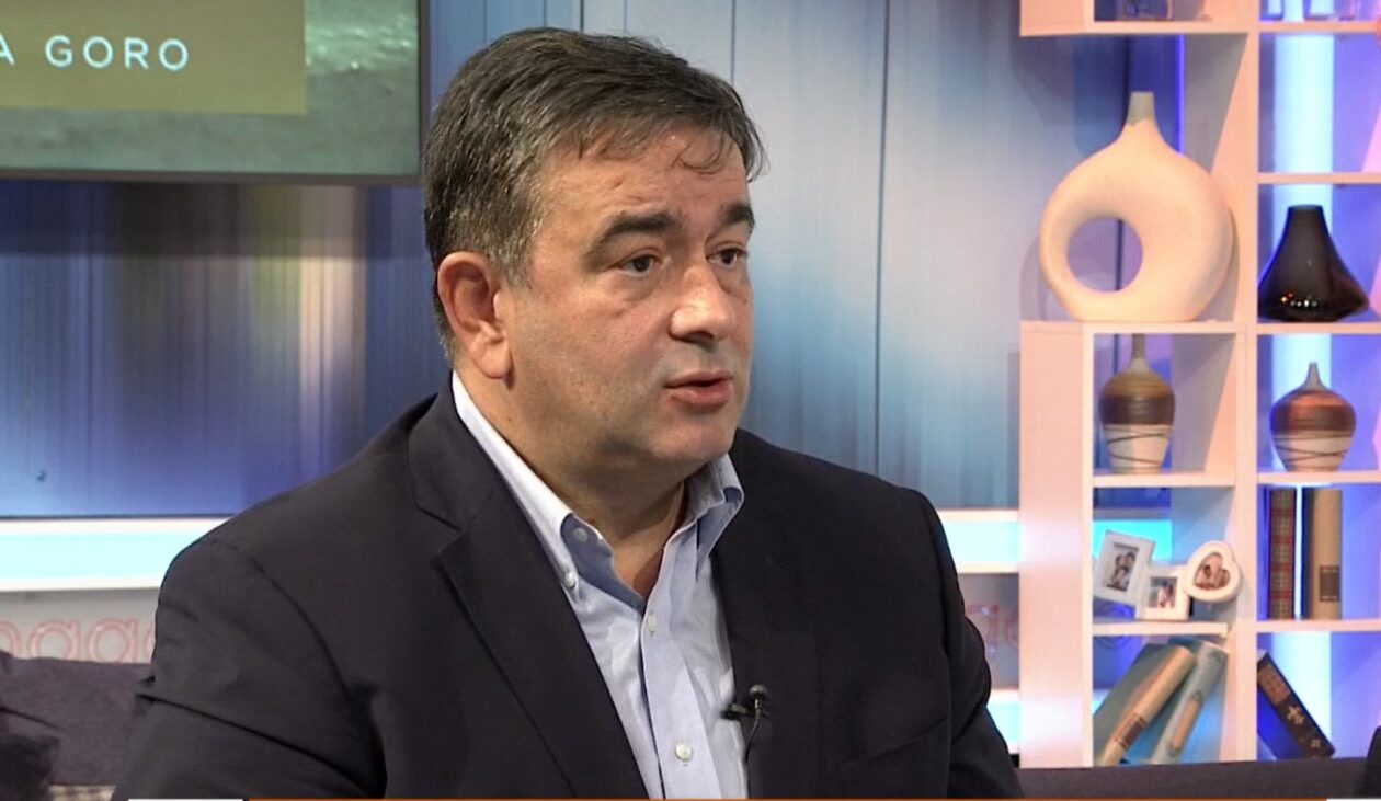 Медојевић: "У Црној Гори Катнић награђује лопове"