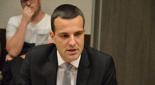 Драгутин Паповић „преломио у мозгу“: Подржао предлог да дан Његошевог рођења буде државни празник