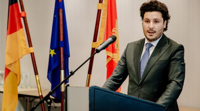 Кабинет Абазовића о најави швајцарске Владе: Видјећемо чији се “патриотизам“ крије у Швајцарској