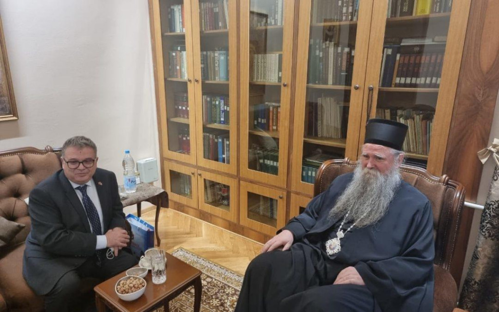 Амбасадор Француске се састао са Митрополитом Јоанкиијем и честитао му устоличење