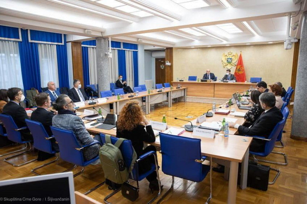 Пауза на Одбору за економију: Улази ли се у зону да се не усвоји буџет?