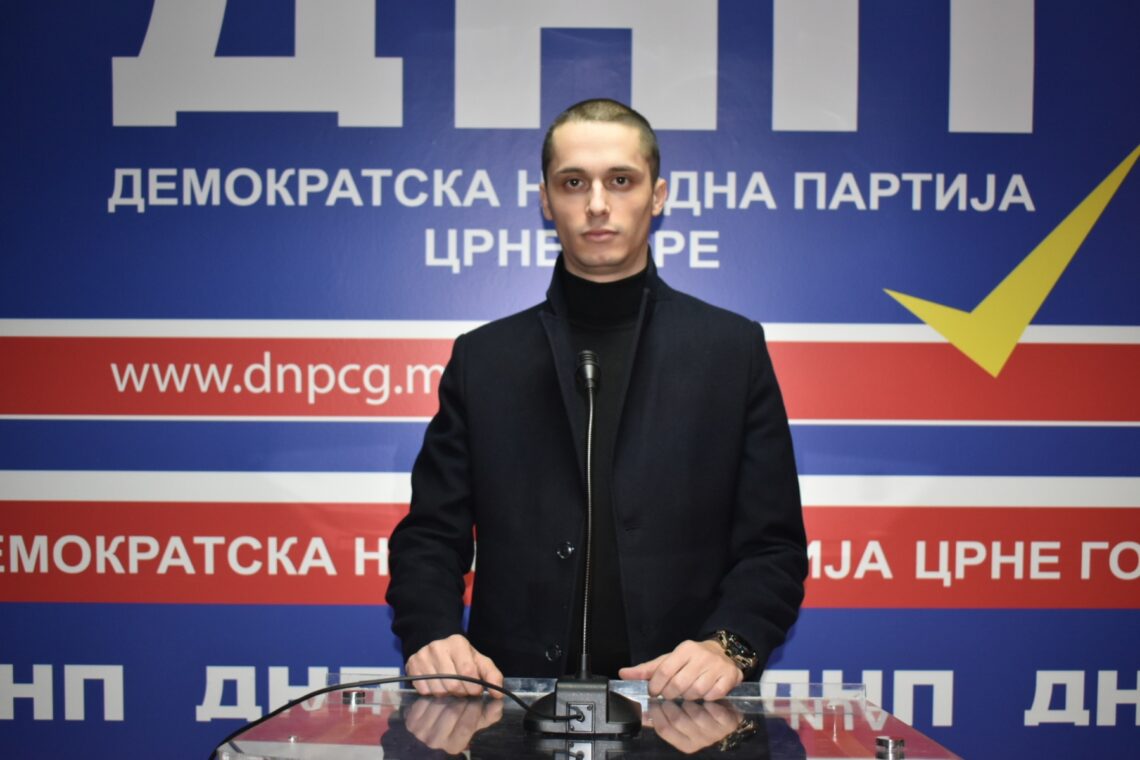 Баошић: Кад лопови почну да бране оно што су стекли, неће бити љућих бораца за поштење!