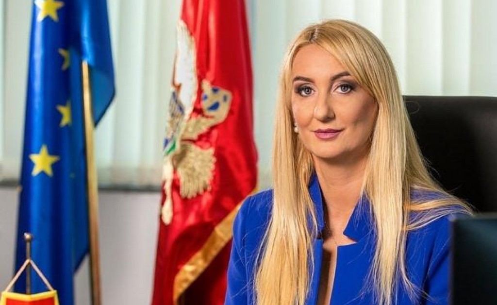 Саслушана директорица АСК-а Јелена Перовић, због сумње да је утајила порез