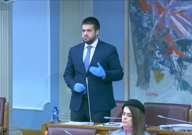 Николић „бодри“: Бићемо партнери свима да срушимо ову Владу која наноси штету угледу Црне Горе