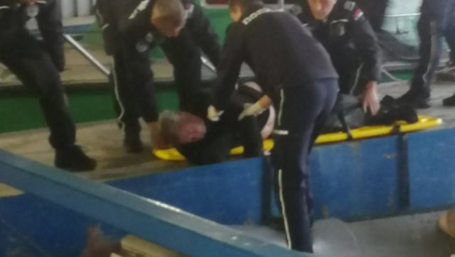 (ФОТО) Драма на Сави: Полиција спасила човјека који је скочио са Газеле