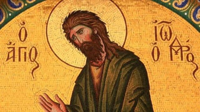 „Ја вас крштавам водом, али онај што иде за мном јачи је од мене“: Данас је Свети Јован Крститељ