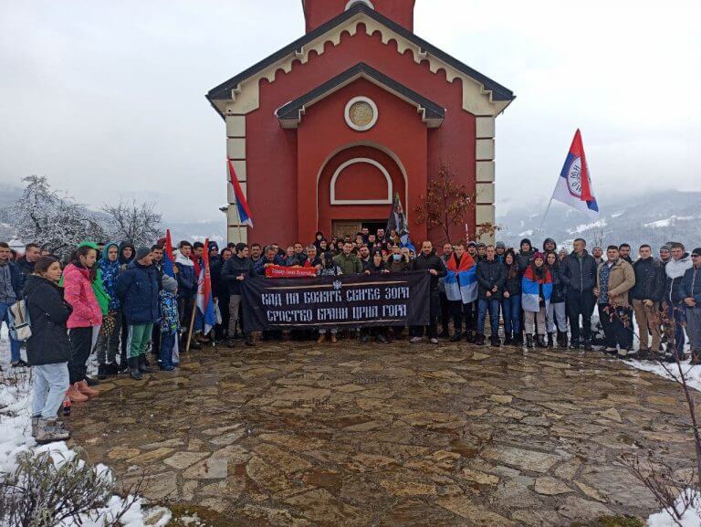 Захваљујући прецима живимо у слободи: Отпочео Мојковачки марш на Бојну њиву