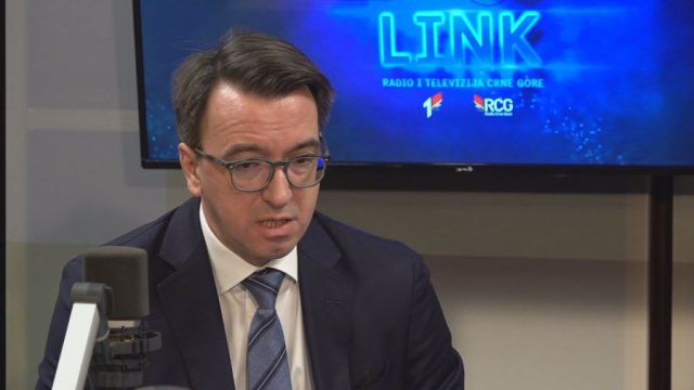 Владислав Маслеников: Русија се не мијеша у унутрашња питања Црне Горе