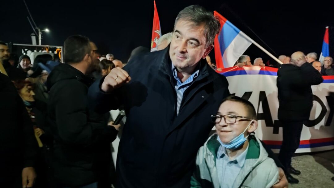 МЕДОЈЕВИЋ: Нико нема да право да тргује вољом народа!