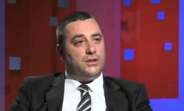 „Забринути“ Новак без др Аџић: Ко са Црквом Србије тргује, тај копа Црној Гори гроб