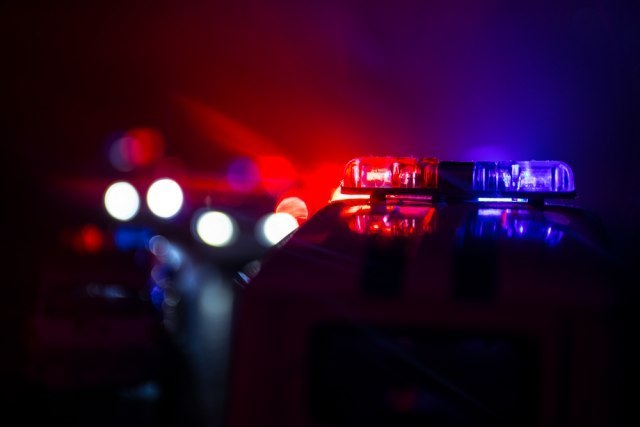 Tragedija kod Obrenovca: Kamiondžija izgoreo u vozilu